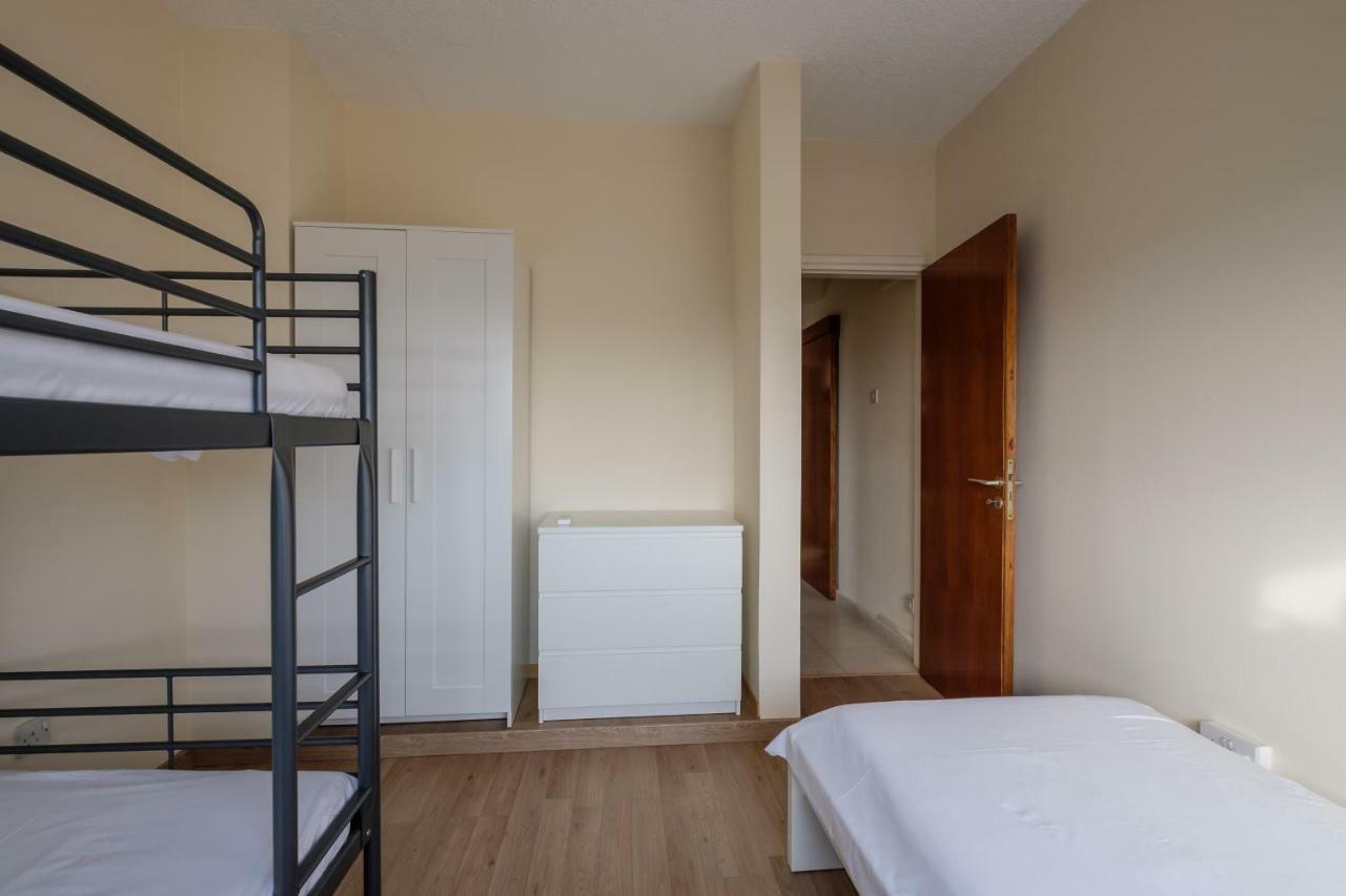 Spacious 2Bdr @ Mackenzie Larnaca Exterior foto